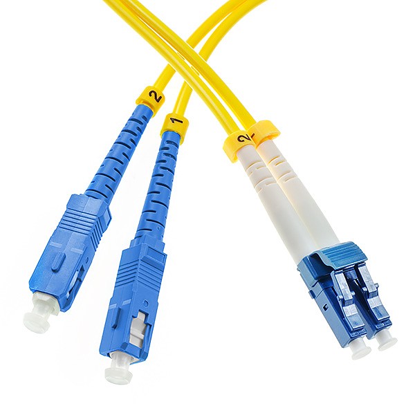 Fiber optics patch cord, SC/UPC-LC/UPC, SM, 9/125 duplex, G652D fiber, L=15m